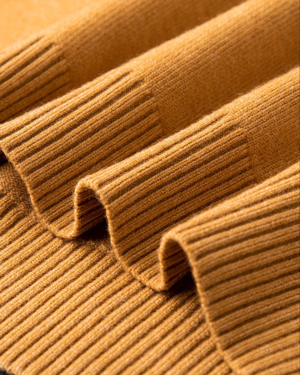 Men's Cashmere Blend V-Neck Knitted Jumper