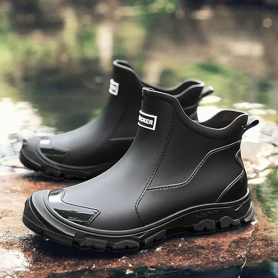 Men's Waterproof Slip-On Chelsea Ankle Boots All-Terrain - Black