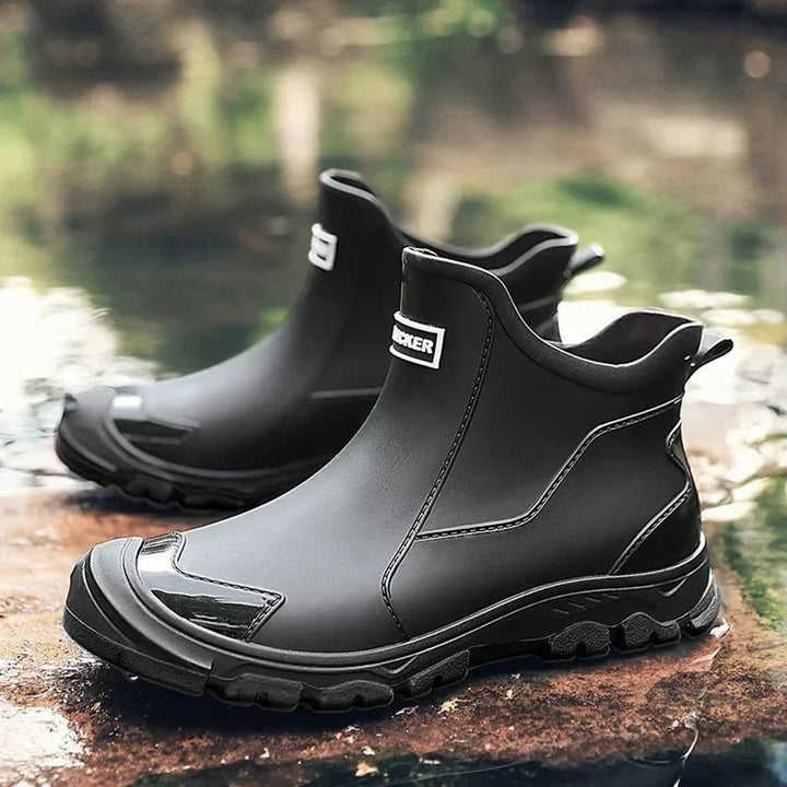 Men's Waterproof Slip-On Chelsea Ankle Boots All-Terrain - Black