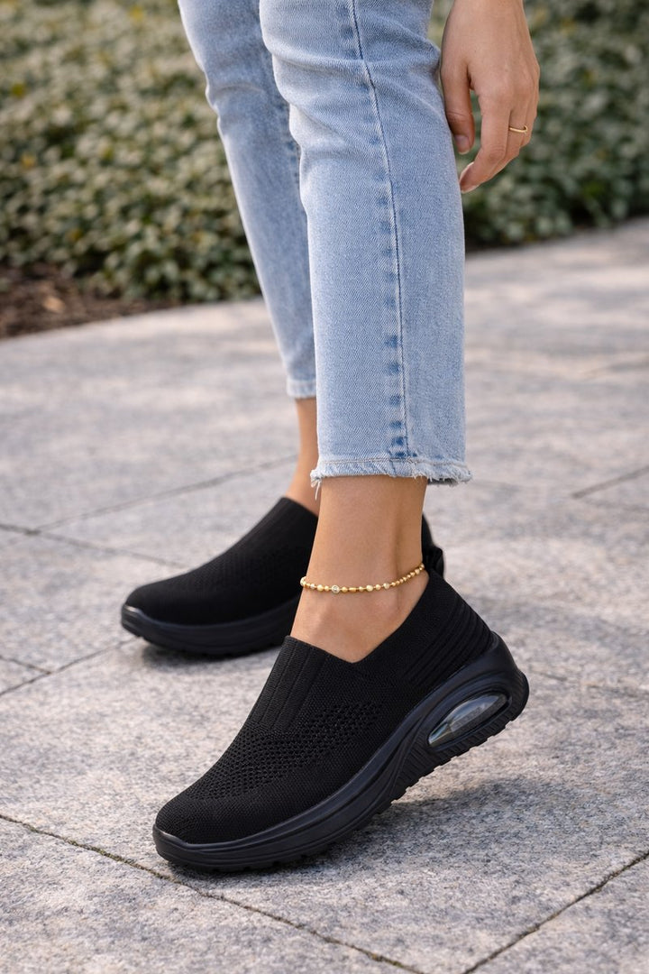 Women's Cushioned Knit Slip-On Walking Trainers