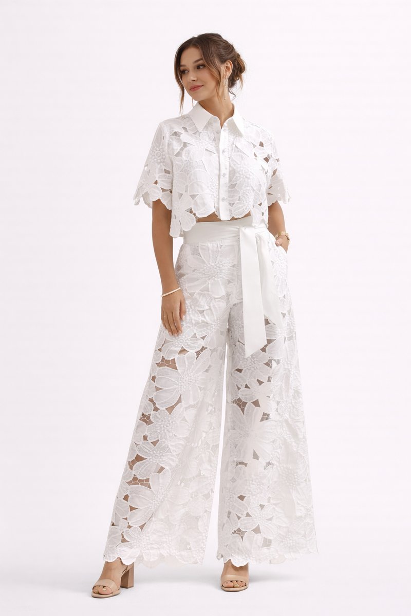Women's Floral Lace Crop Shirt Collar Scalloped Hem Blouse