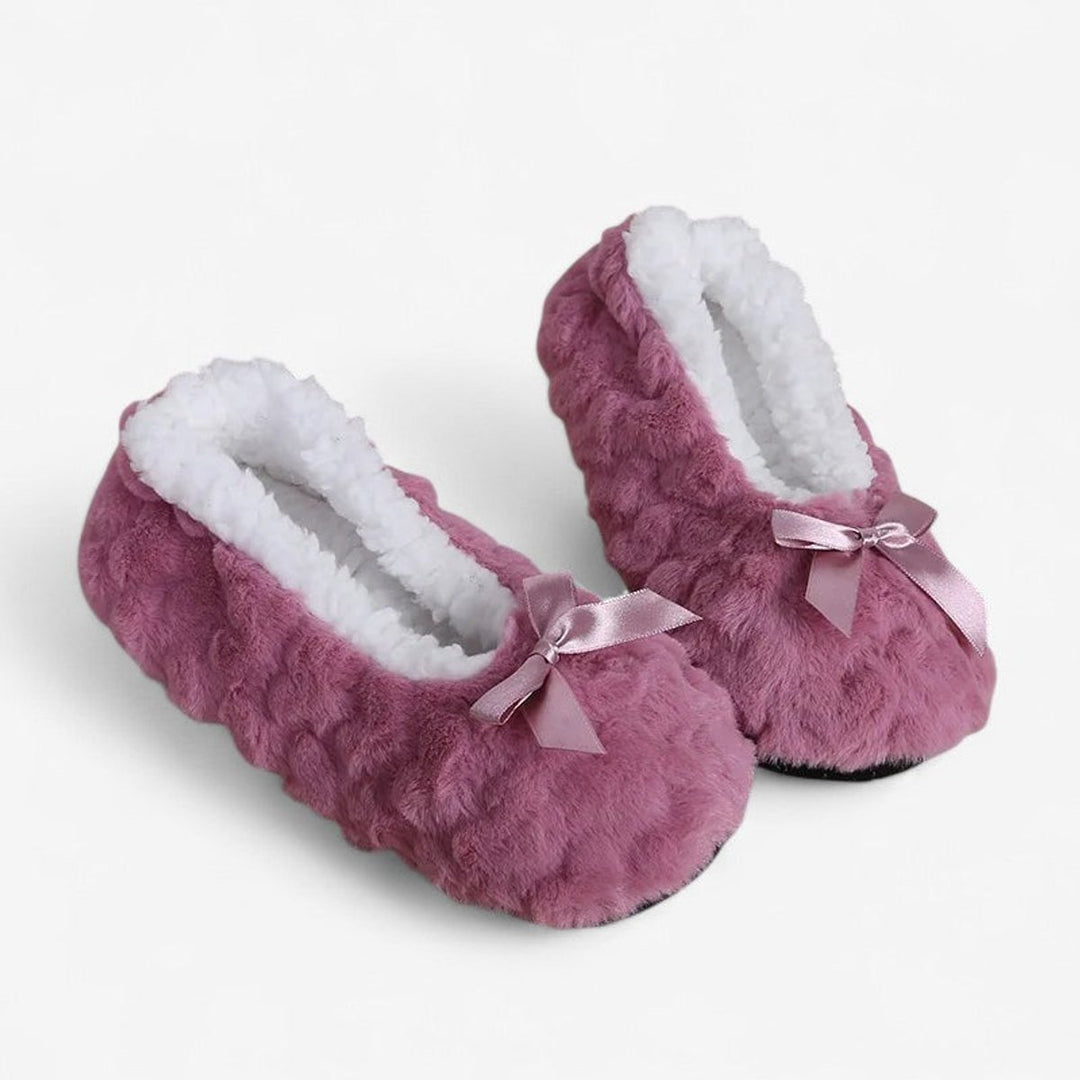 Women's Fluffy Plush Slip-On Indoor Slippers Non-Slip Flat