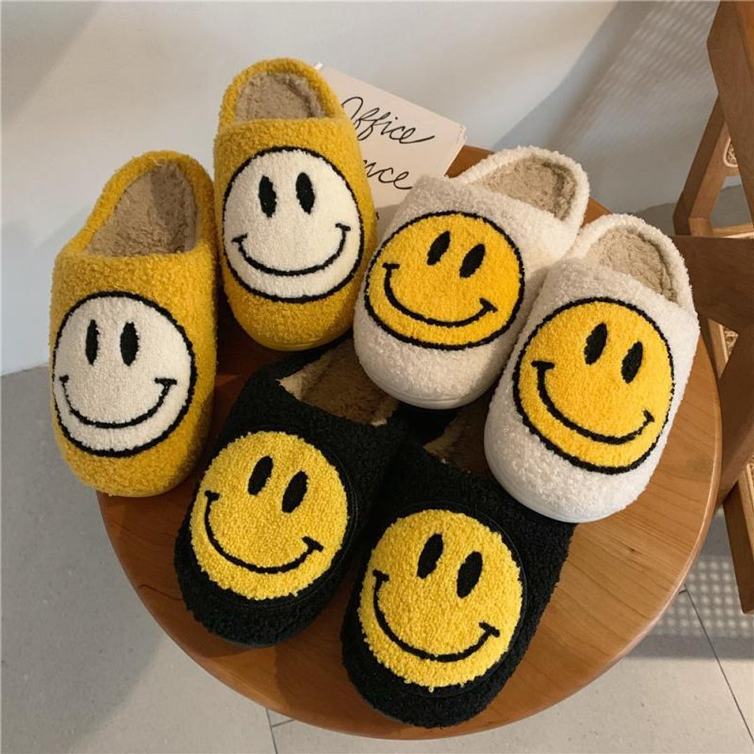 Women's Fluffy Smiley Face Faux-Fur Lined Cosy House Slippers