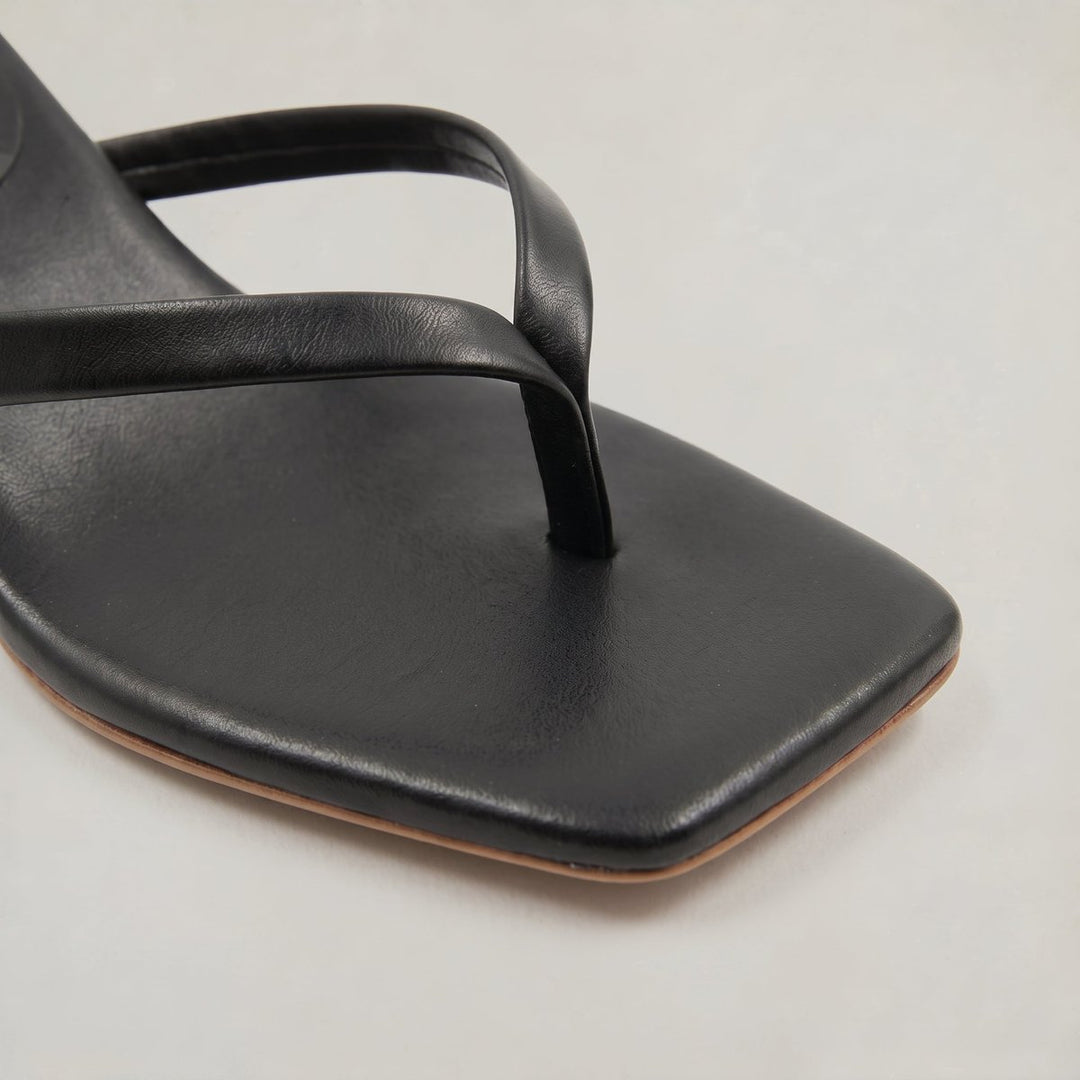 Women's Kitten Heeled Thong Sandals Square Toe Slip-On