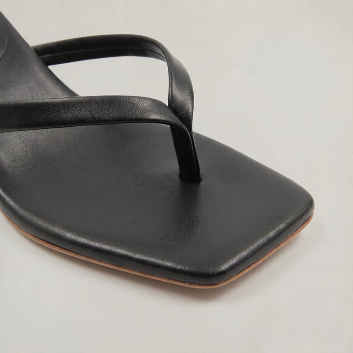 Women's Kitten Heeled Thong Sandals Square Toe Slip-On
