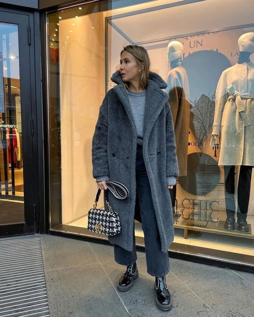 Women's Long Teddy Coat Oversized Fluffy Faux Fur Winter Coat