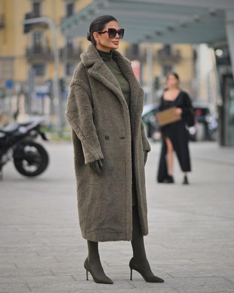 Women's Long Teddy Coat Oversized Fluffy Faux Fur Winter Coat