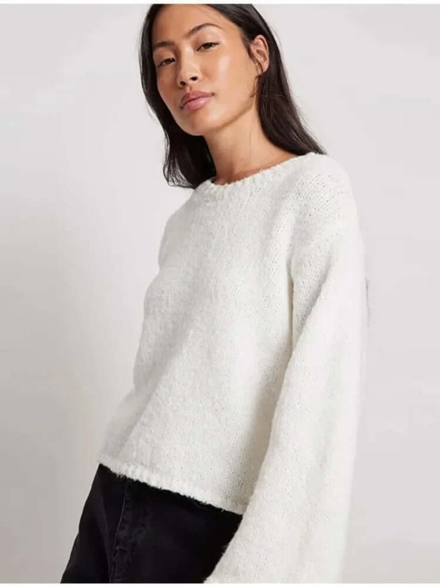 Women's Open-Back Long-Sleeve Knit Crop Jumper Top
