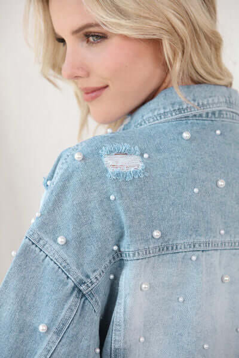Women's Pearl-Embellished Raw-Hem Denim Jacket Coat