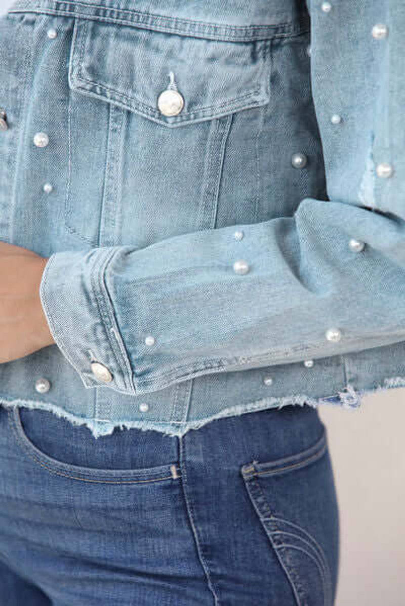 Women's Pearl-Embellished Raw-Hem Denim Jacket Coat