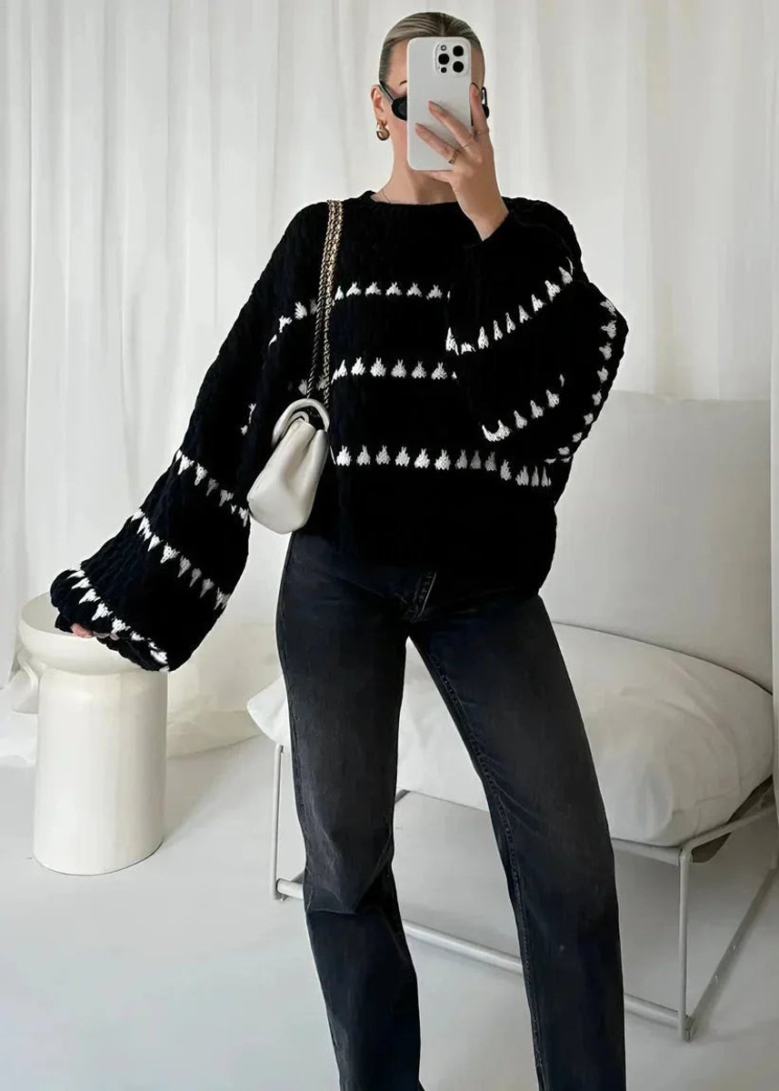 Women's Relaxed-Fit Geometric Striped Knitted Jumper